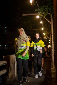 BIB: 90052, 114
                            <button type="button" onclick="openModal(21807445)" class="btn btn-primary btn-sm float-right btn-popup" data-toggle="modal" data-target=".modal-high-quality">
                        <i class="fas fa-shopping-cart"></i> Add to Cart
                    </button>
                                            <button type="button" onclick="isThisMe(21807445, true)" class="btn btn-success btn-sm float-right btn-popup btn-isme hidden" data-toggle="tooltip" data-placement="bottom" title="นี่คือรูปของคุณใช่ไหม คลิกที่นี่เพื่อเอาเข้าอัลบั้ม">
                        <i class="fas fa-plus"></i> Add to album
                    </button>
                    <button type="button" onclick="isThisMe(21807445, false)" class="btn btn-warning btn-sm float-right btn-popup btn-isnotme hidden">
                        <i class="fas fa-ban"></i> Remove from album
                    </button>